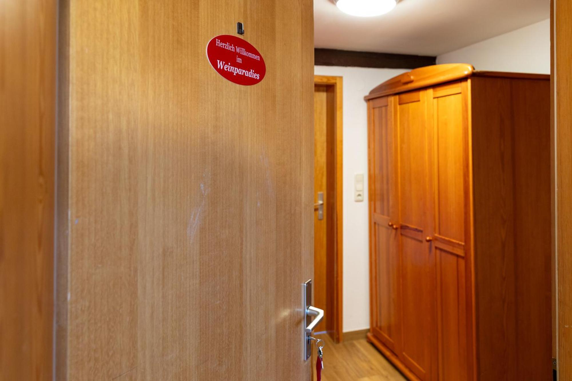 Waldhof-Iphofen Apartment ภายนอก รูปภาพ
