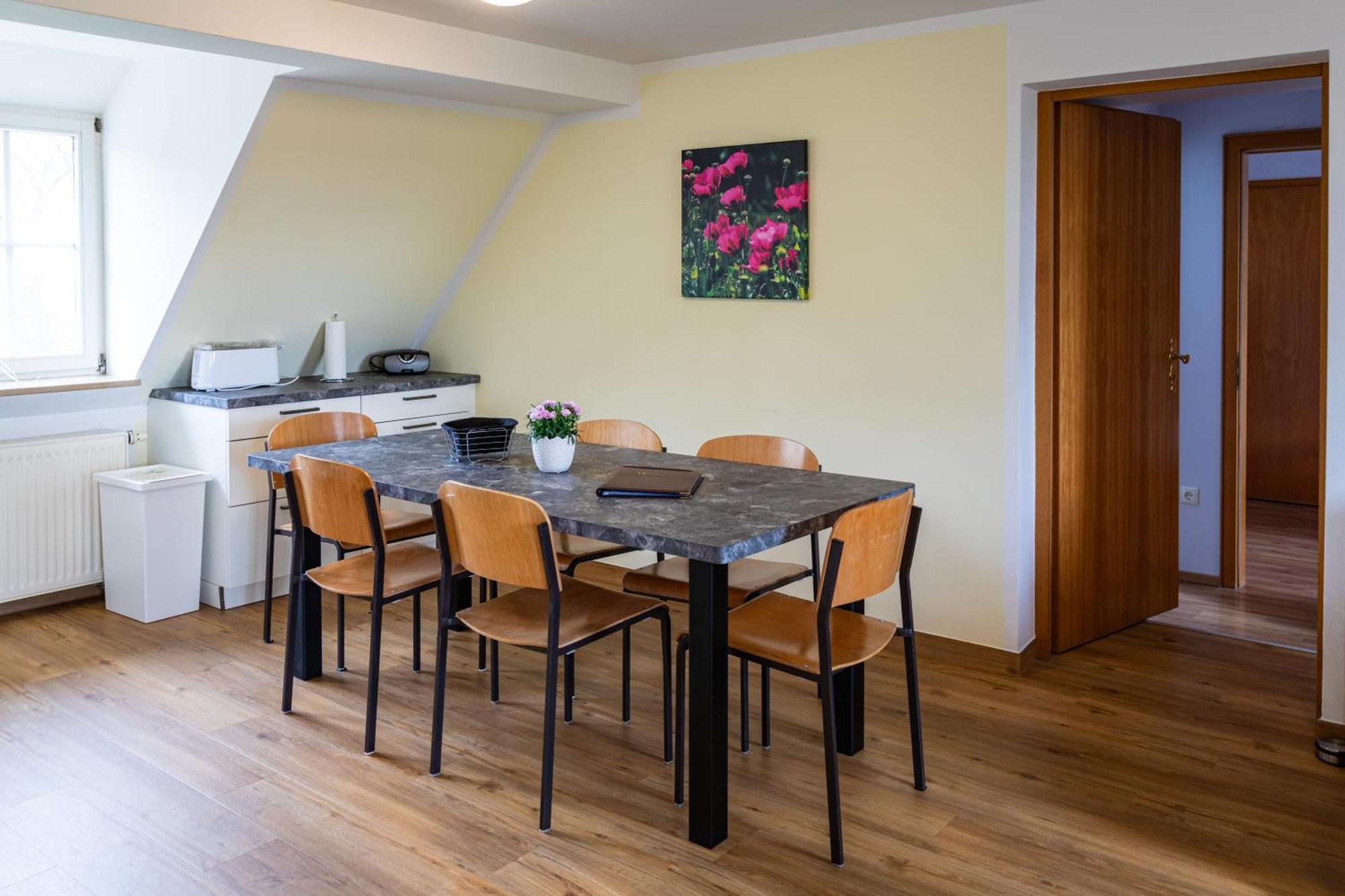 Waldhof-Iphofen Apartment ภายนอก รูปภาพ